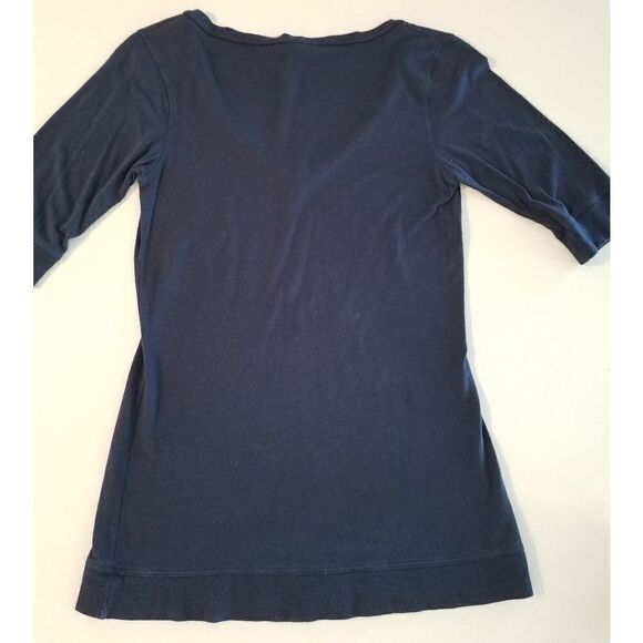 Bella V-neck Top - Picture 7 of 7